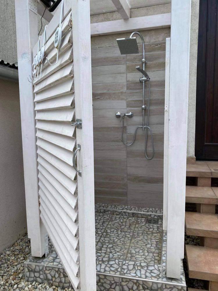 Weber Villa Gyenesdias Bagian luar foto